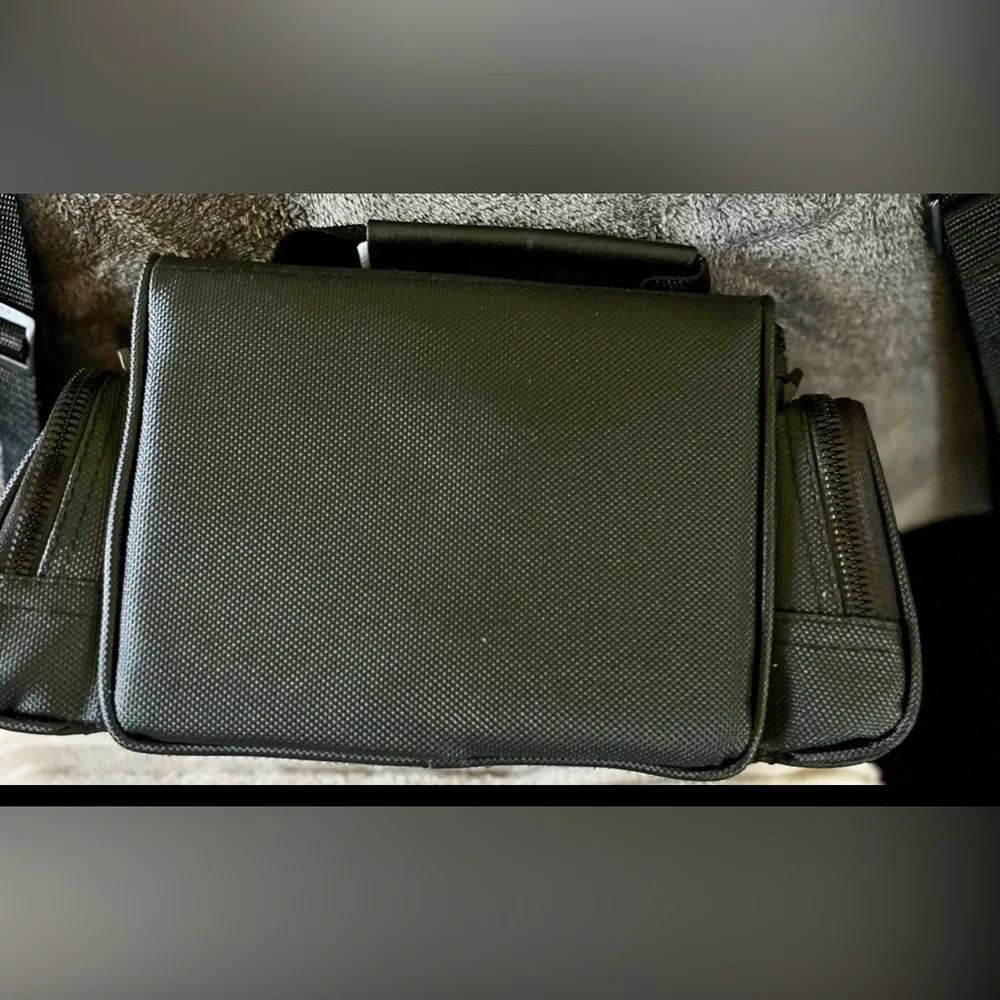CAMERA BAG WITH STRAP MADE BY AMBICO
